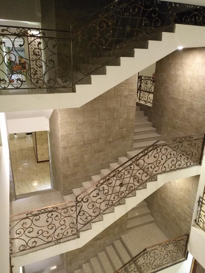 Appart hôtel Crown Glory Suites 4*