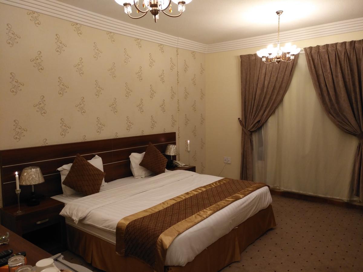 Appart hôtel Crown Glory Suites 4*